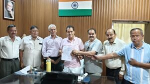 विधायक डॉ. प्रेमचंद से पूर्व सैनिकों एवं अर्धसैनिक बलों के प्रतिनिधियों ने की शिष्टाचार भेंट