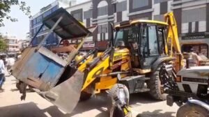 प्रशासन ने चलाया नगर क्षेत्र में अतिक्रमण के खिलाफ अभियान