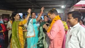 जनता मिलन कार्यक्रम में विधायक डॉ. प्रेमचंद का क्षेत्रीय जनता एवं कार्यकर्ताओं ने किया भव्य स्वागत