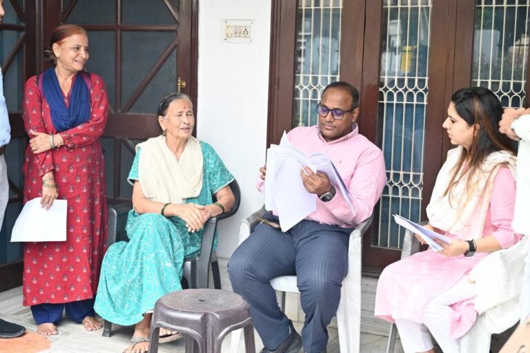 मुख्य निर्वाचन अधिकारी ने किया देहरादून में स्थलीय निरीक्षण