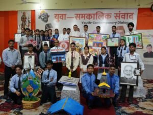 युवाओं ने मुख्यमंत्री धामी से समसामयिक विषयों पर किया प्रत्यक्ष एवं निर्भीक संवाद