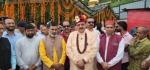 धर्मस्व मंत्री सतपाल महाराज पहुंचे सिरमौर के शिलाई, पश्मी गांव