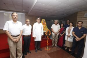 एम्स ऋषिकेश: समारोह में नेत्रदाता परिवारों को सम्मान से नवाजा