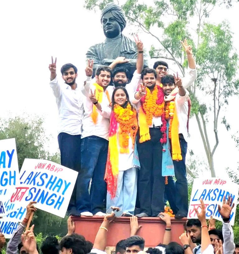 दिल्ली विश्वविद्यालय छात्रसंघ चुनाव में एबीवीपी की जीत पर डॉ. अग्रवाल ने दी बधाई