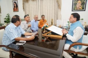 मुख्यमंत्री से विधायक विनोद चमोली ने की शिष्टाचार भेंट