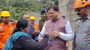 अहमदाबाद की धनगौरी बरोलिया ने सीएम धामी को भावुक पत्र के साथ भेजी राखी