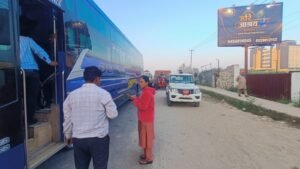 हरिद्वार में स्लीपर एवं लग्जरी बसों के विरुद्ध तड़के सघन प्रवर्तन अभियान