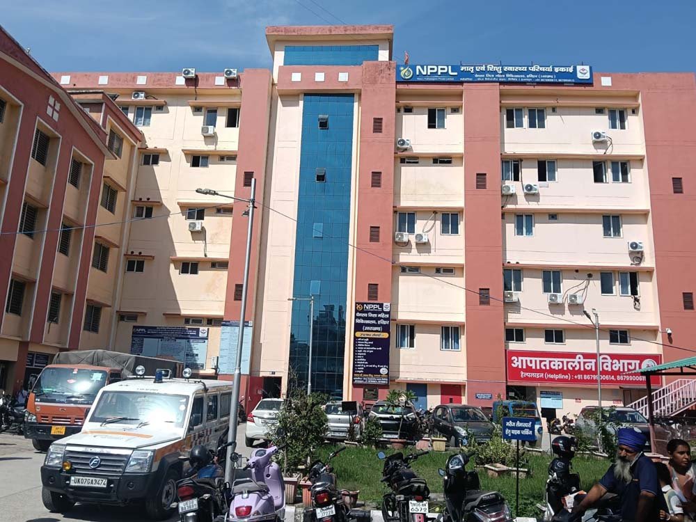 एनपीपीएल हाॅस्पिटल के चिकित्सकों ने बचाई जच्चा-बच्चे की जान