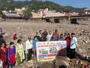 मेलाधिकारी एवं जिलाधिकारी के निर्देशन में तीसरे दिन भी चला स्वच्छता अभियान