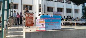निर्मल आश्रम दीपमाला पब्लिक स्कूल के प्रांगण में राष्ट्रीय विधिक सेवा प्राधिकरण, नई दिल्ली एवं राज्य विधिक सेवा प्राधिकरण, नैनीताल के तत्वावधान में जिला विधिक सेवा प्राधिकरण, देहरादून द्वारा आयोजित विधिक साक्षरता एवं जागरूकता शिविर ‘सुरक्षित बचपन अभियान’ का आयोजन