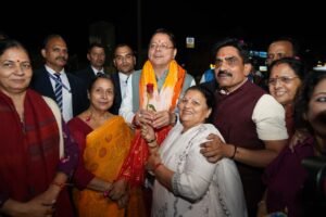 ऋषिकेश में मुख्यमंत्री धामी का स्थानीय लोगों एवं युवाओं ने किया भव्य स्वागत