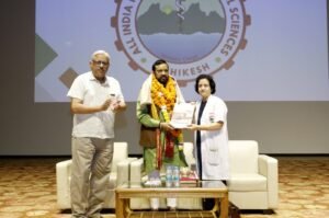 राष्ट्रीय सफाई कर्मचारी आयोग के अध्यक्ष भगवत प्रसाद मकवाना ने हाउस कीपिंग कर्मचारियों की समस्याओं को सुना