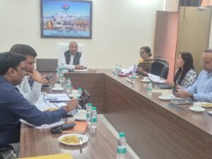 तय समय में सड़कें गड्ढामुक्त न होने पर गढ़वाल आयुक्त सख्त, निर्माणदायी संस्थाओं को एक दिन का अल्टीमेटम